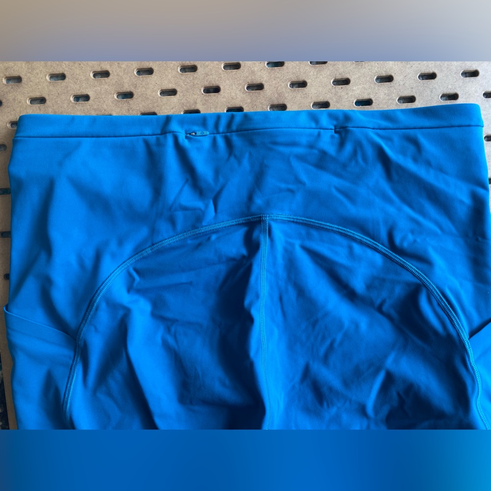 Size 14 Lululemon 28” Swift Speed High Rise Tight. - Picture 2 of 6